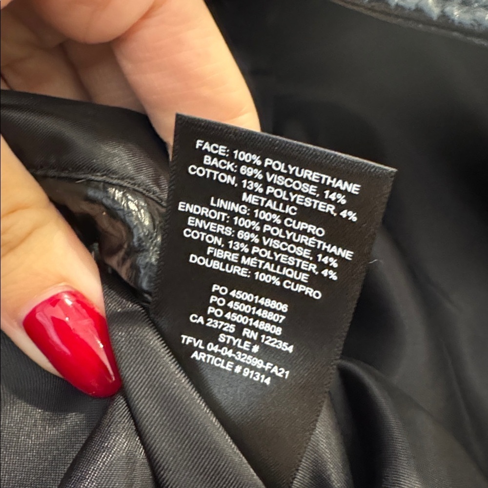 Aritzia Wilfred Adina Black Vegan Faux Leather Texturized Oversized Blazer, XS - Picture 5 of 5